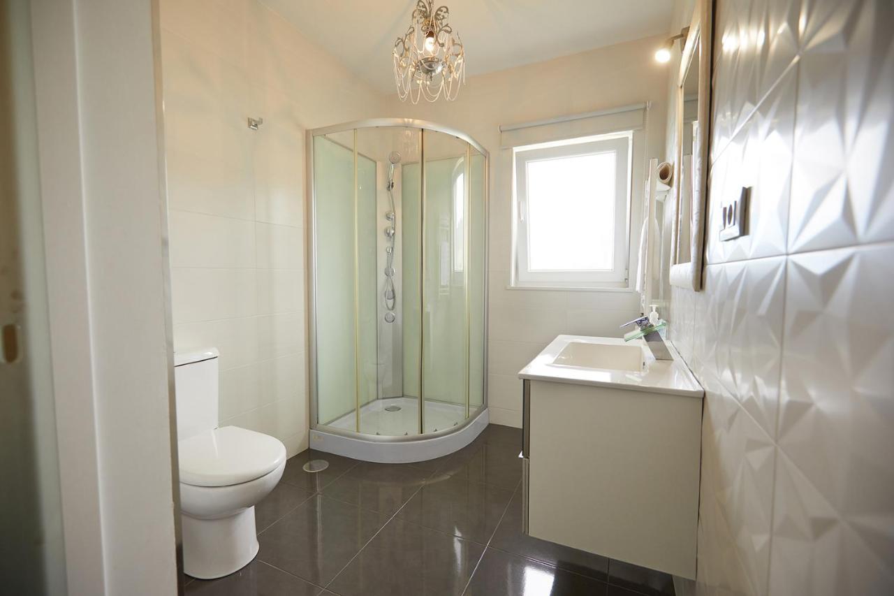 Apartamento En Viveiro Eksteriør billede